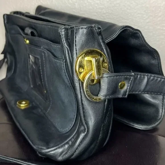 Giani Bernini Bag Leather Almost New Gold Pockets Shoulder Bag Big Purse - (EUC) - Picture 8 of 12